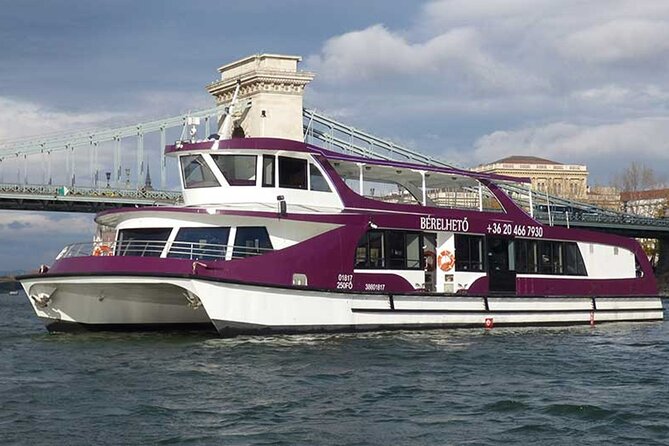 Budapest Danube Pizza Cruise with Welcome Drink - Cruise route in real time: what you see from the Pest and Buda sides