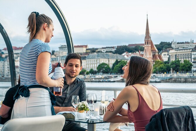 Budapest Danube River Candlelit Dinner Cruise with Live Music - Cruising along the Danube: how to think about the sightseeing