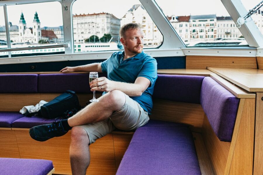 Budapest: Danube River City Lights Express Cruise - What to wear and bring for a one-hour night ride