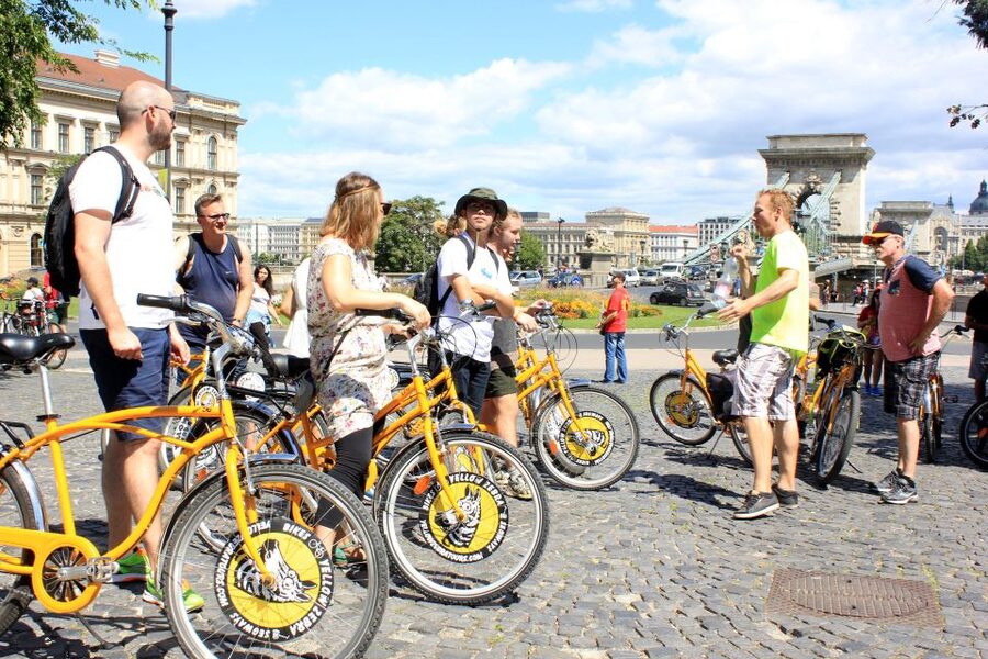 Budapest: Danube River Views Bike Ride - Andrássy Avenue, Opera House, and the boulevard start
