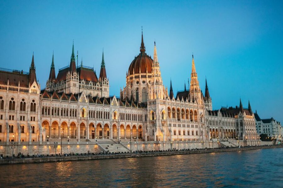 Budapest: Dinner Cruise with Live Music and Folk Dance Show - Live Music and Folk Dance: What the Rajkó Show Adds