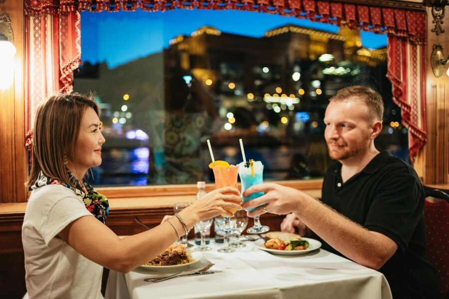 Budapest: Dinner Cruise with Live Music and Folk Dance Show - What You Actually Eat: The Warm Buffet Dinner (With Vegan Options)
