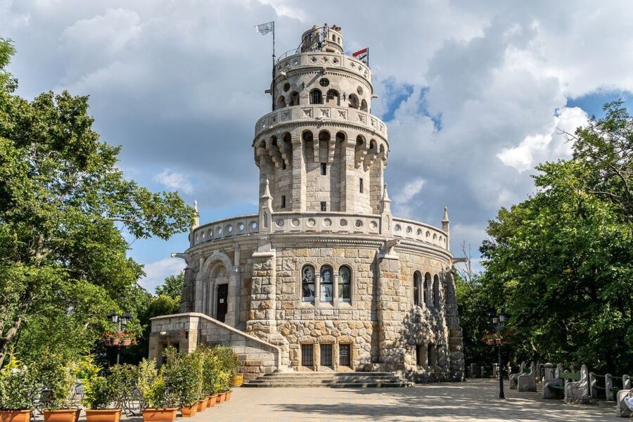 Budapest: Elisabeth Tower Visit by Chairlift & Transport - Normafa National Park, and why your guide’s stories make the view stick