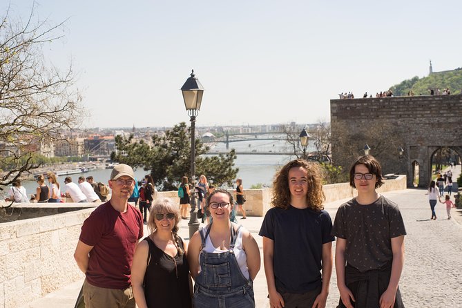 Budapest Essential Walk&Food tasting - St. Stephen’s Basilica, the founder story, and Hungary’s big figures