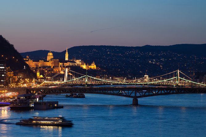 Budapest Essential Walk&Food tasting - Heroes’ Square and City Park, with Vajdahunyad Castle in view