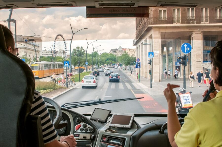 Budapest: Floating Bus Tour by Land and Water - Downtown Budapest by Land: Comfortable Sightseeing Without Transfers
