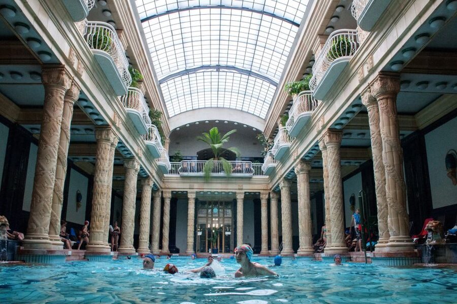 Budapest: Full-Day Gellért Spa Ticket - The Thermal Pools: Where Temperature Changes Keep It Interesting