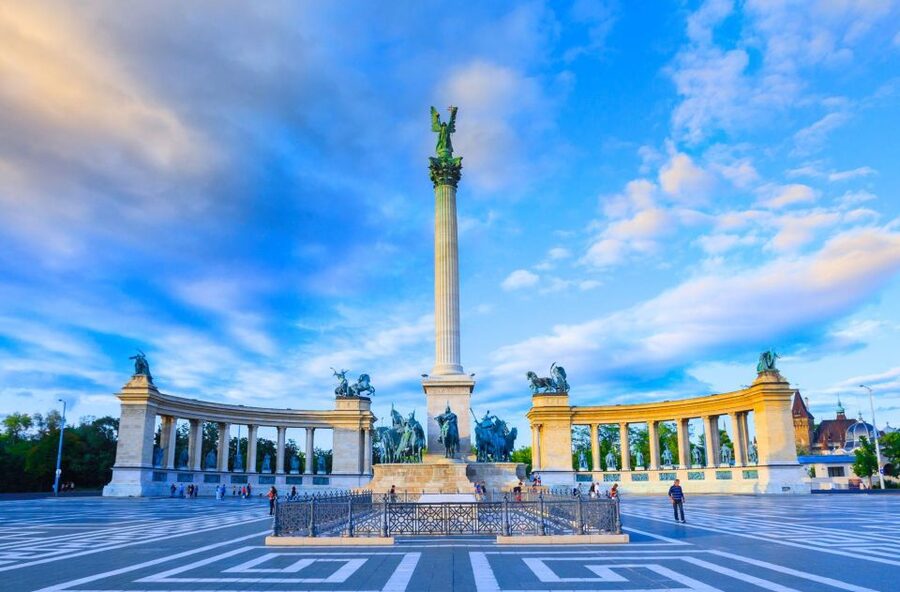 Budapest Full-Day Private Guide Services - Themed Tours: Wine Tasting, Cold War Stories, Classical Culture, and More