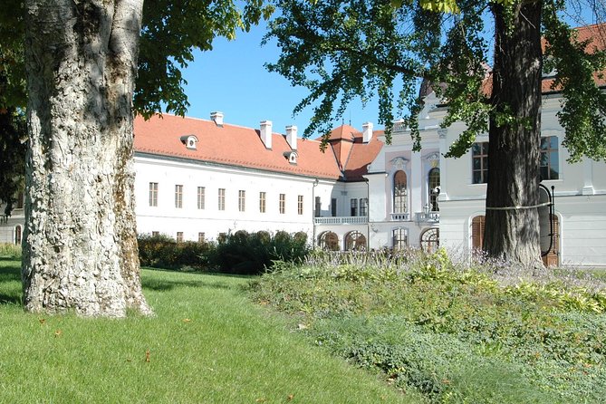 Budapest Gödöllő Palace Royal ‘Sisi’ Residence Half-Day Tour - Value for money: what $68.93 really buys you