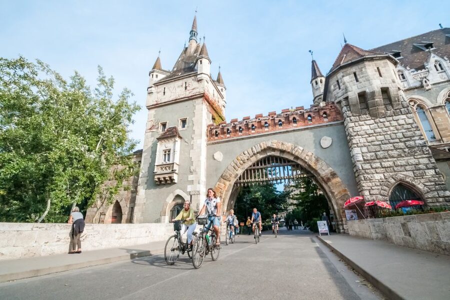Budapest: Guided City Discovery Bike Tour - Hungarian Parliament Building: neo-gothic drama and Danube views