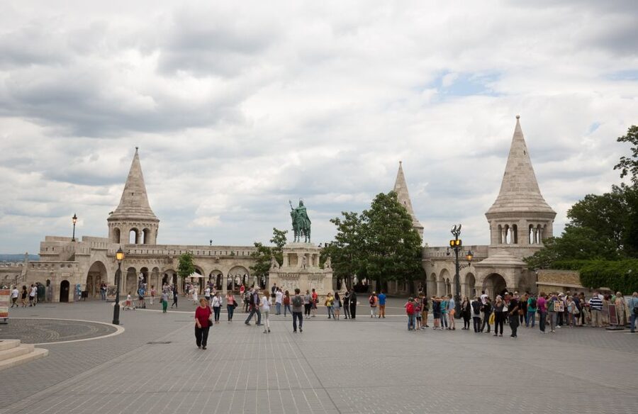 Budapest: Guided City Tour by E-Bike - Margaret Bridge to Margaret Island, plus a real break from the ride