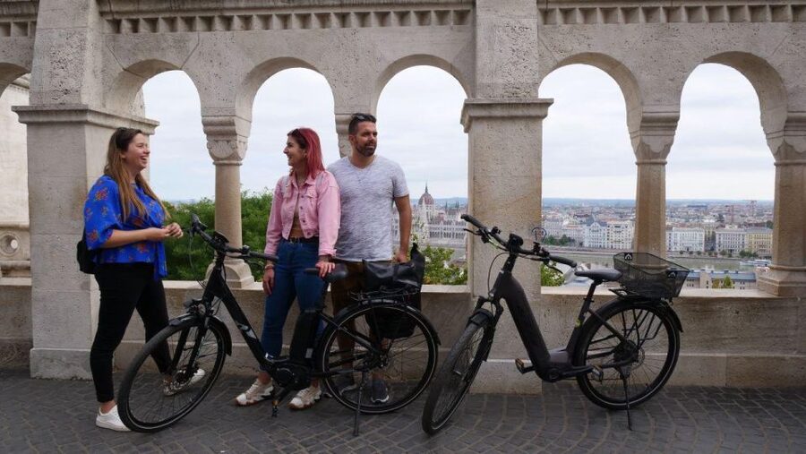 Budapest: Guided E-Bike Sightseeing Tour - Citadella viewpoint: the high-impact photo stop