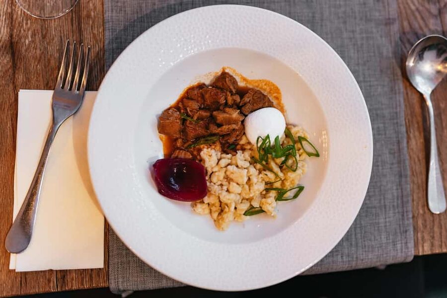Budapest: Guided Foodie Walking Tour with Food and Drinks - Key points that matter before you go
