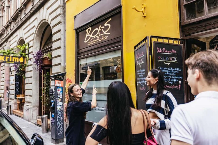 Budapest: Guided Foodie Walking Tour with Food and Drinks - District VII First Bite: Starting at Kazinczy Street Synagogue