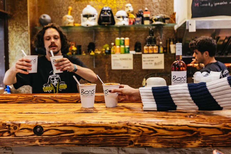 Budapest: Guided Foodie Walking Tour with Food and Drinks - Practical Tips for a Smooth, No-Stress Evening