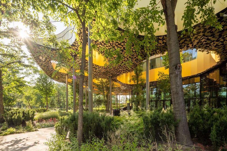 Budapest: Guided Tour of the House of Music, Hungary - The floating roof canopy and the circular openings idea