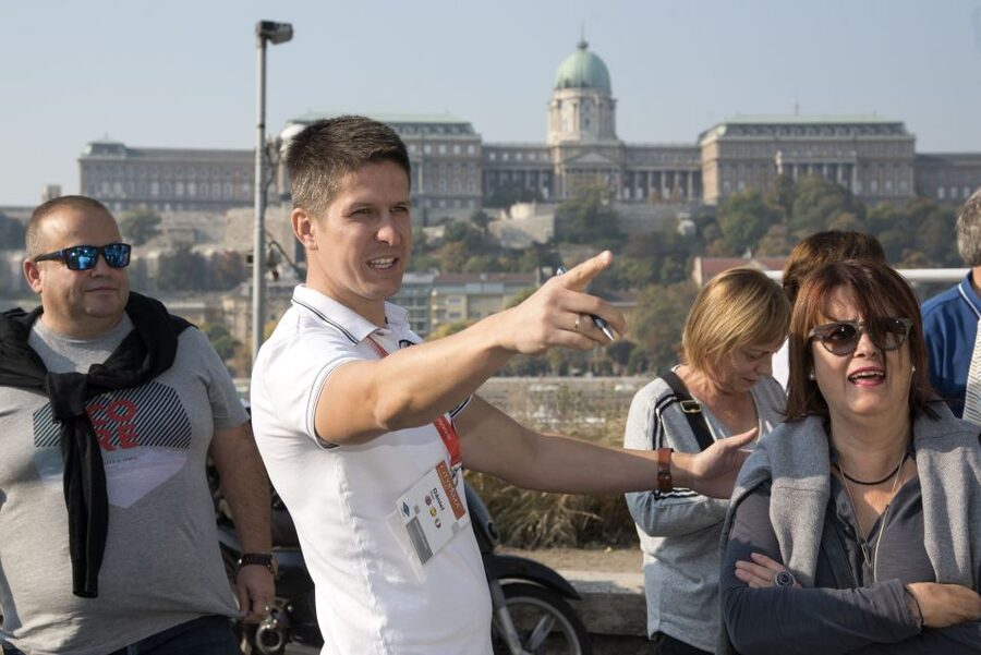 Budapest: Guided Walking Tour of Pest - St. Stephen’s Basilica: Budapest’s Largest Cathedral, Up Close