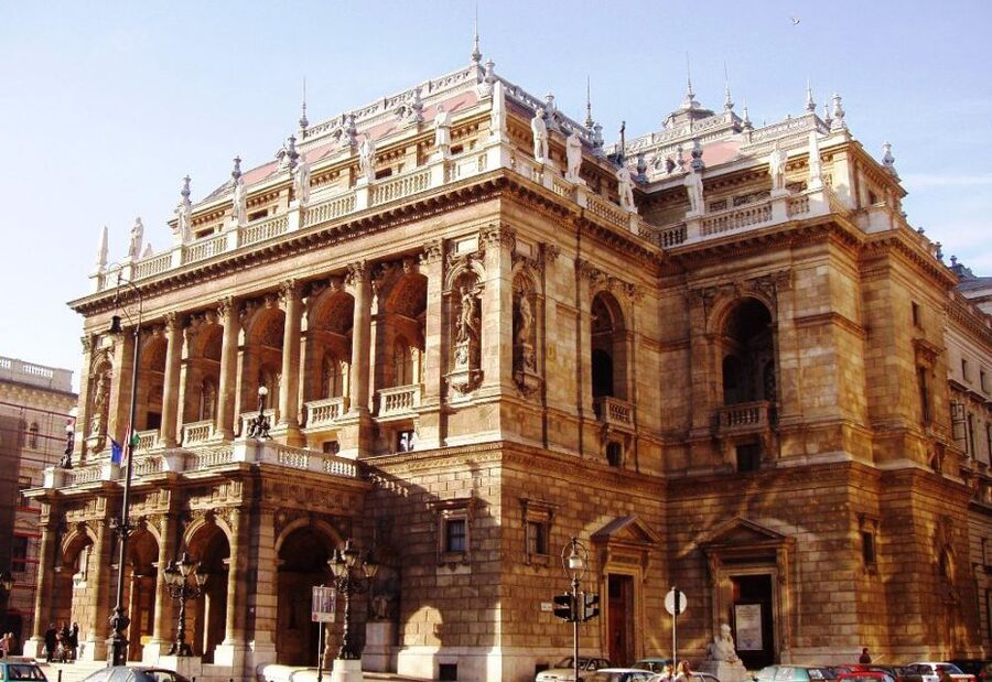 Budapest: Half-Day Highlights Small Group Private Tour - St. Stephen’s Basilica, From Stop to Possible Ticket