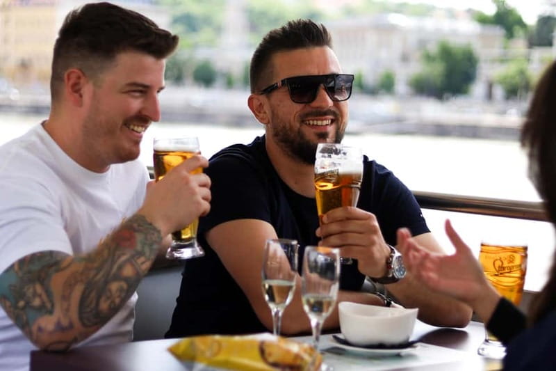 Budapest: Happy Hour Sightseeing Cruise - Price and Value: $24 for a Cocktail Plus a Landmarks Loop