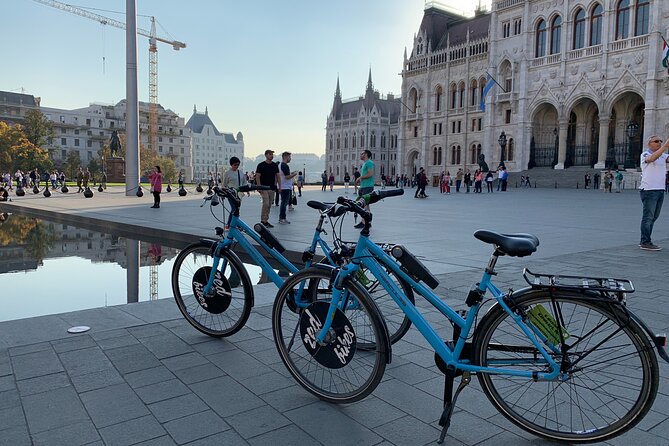 Budapest Highlights Private E-bike Tour - The Hungarian State Opera House Moment