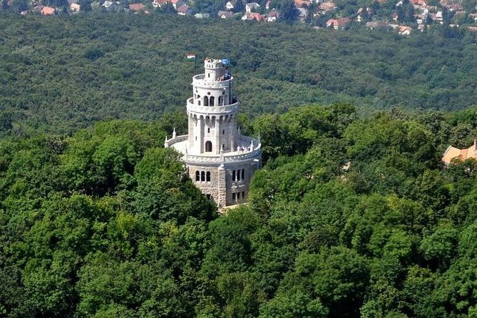 Budapest Hike - How the Guide Helps After the Hike