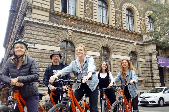 Budapest Historic Downtown Bicycle Tour in small groups - The famous places you won’t enter, and why that still works