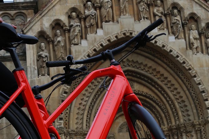 Budapest: Historic Downtown ride on E-Bicycles Buda & Pest - Heroes’ Square to City Park: Hungarian history you can actually see