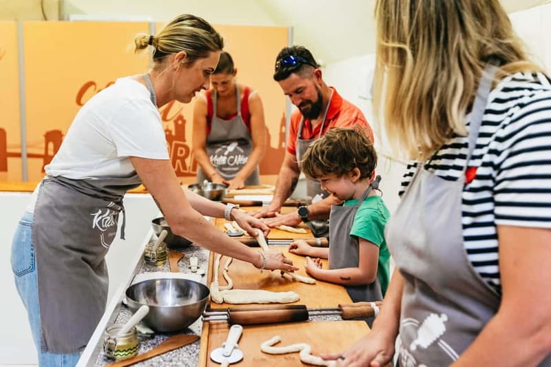 Budapest: Hungarian Chimney Cake Workshop in the City Center - Why Kürtskalács is a perfect Budapest workshop
