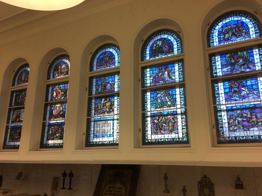 Budapest: Jewish Heritage Guided Tour with Synagogue Ticket - Who this tour is best for