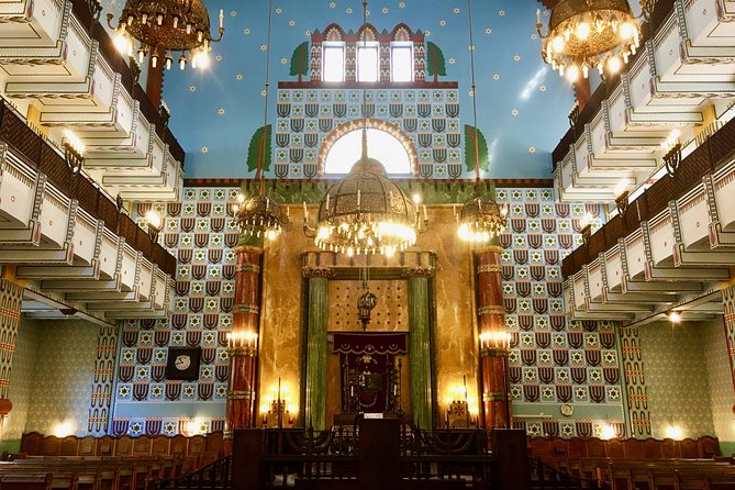 Budapest Jewish Heritage: Synagogues, Shoes, Secrets & Flódni - Flódni on Dohány Street: Ending With Jewish Food and Continuity