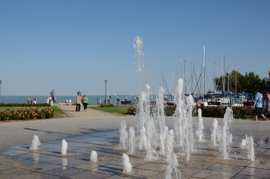Budapest: Lake Balaton and Herend Full-Day Private Tour - Balatonfüred promenade: an easy walk with spa-town charm