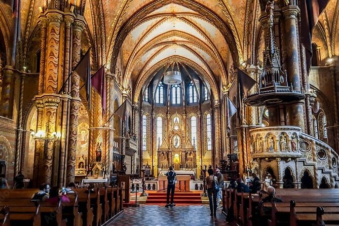 Budapest: Matthias Church Entry Ticket - Arriving in the Castle District and spotting Matthias Church fast