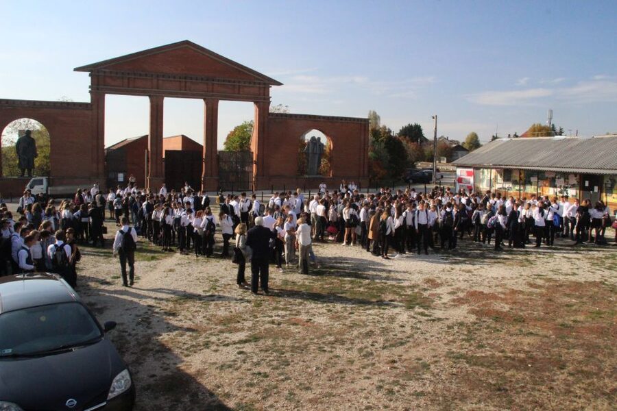 Budapest: Memento Park and Icons of Communism Guided Tour - Key things you will like most