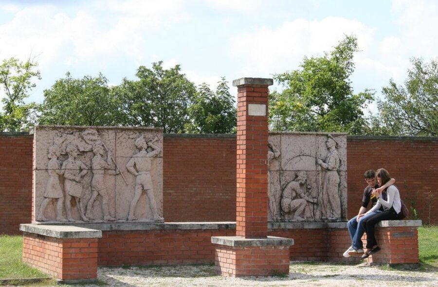 Budapest: Memento Park Ticket - Socialist liberation monuments, labor icons, and Red Army soldiers
