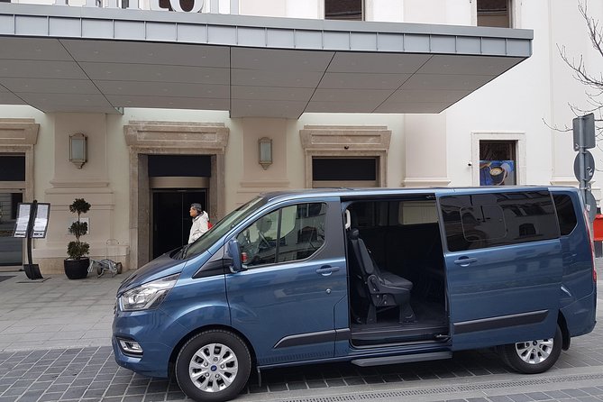 Budapest One Way Private Transfer to or from Airport - Your Private Ride: From Airport Curb to Your Hotel Door