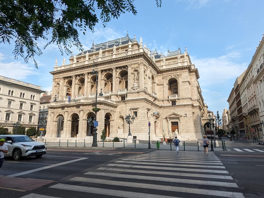 Budapest: Opera House Guided Tour - Timing and expectations: rehearsals, light, and the reality of performance spaces