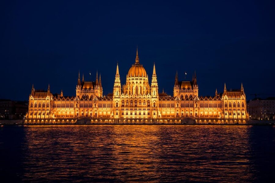 Budapest: Parliament Building Entry Ticket and Audio Guide - From Kossuth Square to the Visitor Centre, the Visit Flow That Works