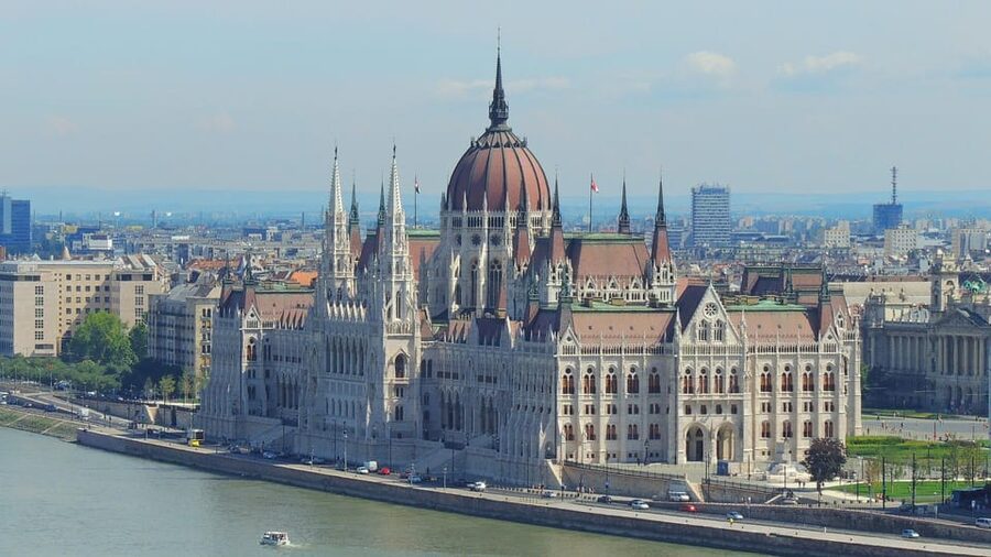 Budapest: Parliament Building Entry Ticket and Audio Guide - The Main Staircase You Came For, Carpets, Chandeliers, and Gold Detail