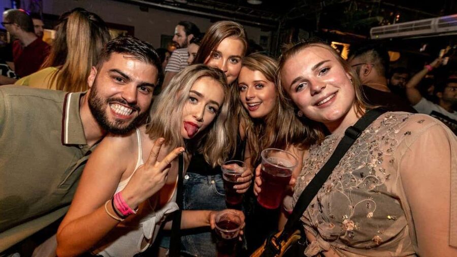 Budapest: Party District Bar-Hop with 2hr Unlimited Drinks - Instant-Fogas VIP entry, skip-the-line, and the night’s final act