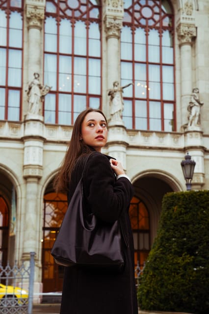 Budapest: Photo Session with Professional Local Photographer - Key things to know before you shoot in Budapest