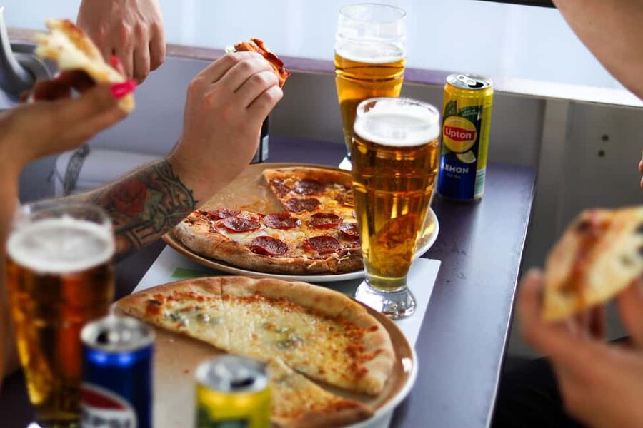 Budapest: Pizza Cruise - Value for $40 per person: does it make sense?