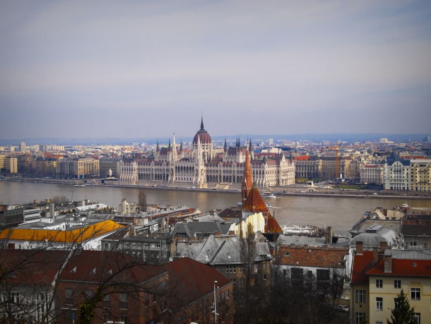 Budapest: Private 3-hour Guided City Tour by Bus - City Park Passing Stops: See the Big Names Without Waiting