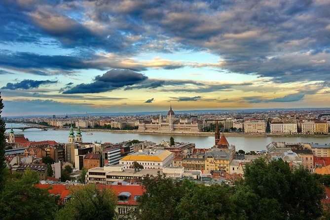 Budapest Private 4 Hour City Tour Experience with a car / van - Why a private 4-hour car tour is ideal for your first Budapest day