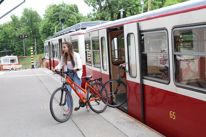 Budapest: Private Adventure Sightseeing Bicycle Tour - Getting started near St. Stephen’s Basilica and the downtown core