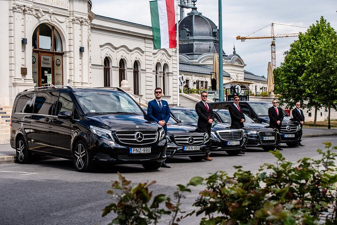 Budapest Private Airport Transfer in a Luxury Minivan - Timing in Your Day Plan: 30 Minutes, Plus Real-World Flight Changes