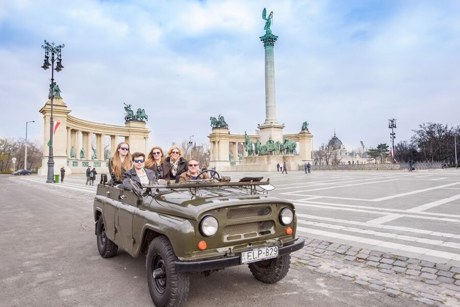 Budapest: Private City Tour with a Vintage Russian Jeep - Danube Bank icons: Shoes on the Danube Bank in daylight, then Chain Bridge