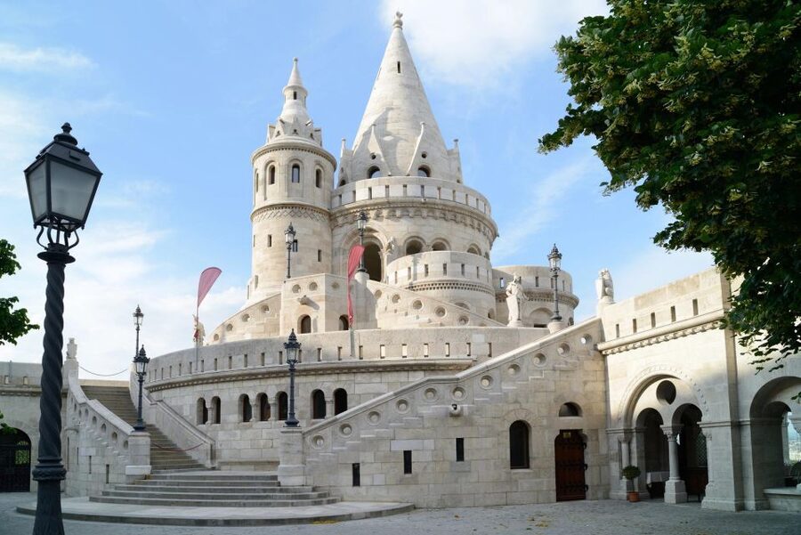 Budapest: Private City Tour with Local Guide - Andrássy Avenue and State Opera House: the elegant mid-course