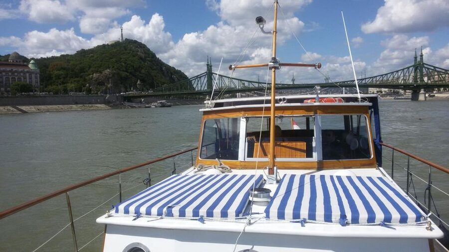 Budapest: Private Danube Yacht Cruise with Welcome Drink - Should You Book This Private Danube Yacht Cruise?