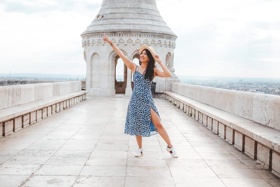 Budapest: Private Photoshoot & Sightseeing - Starting at Fishermen’s Bastion, where the whole shoot clicks
