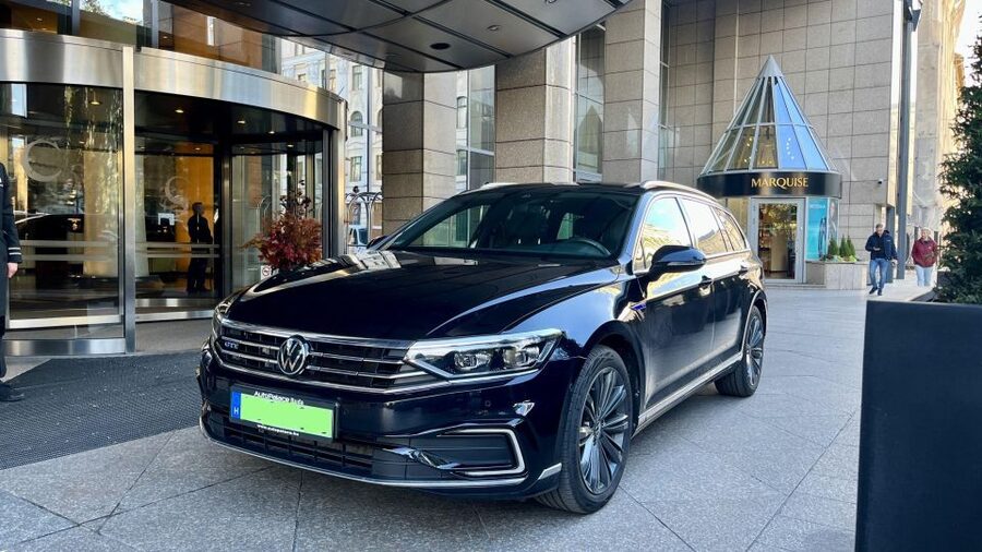 Budapest: Private Sightseeing Tour by car - Price and Value: Is $138 Per Person a Smart Use of Time?